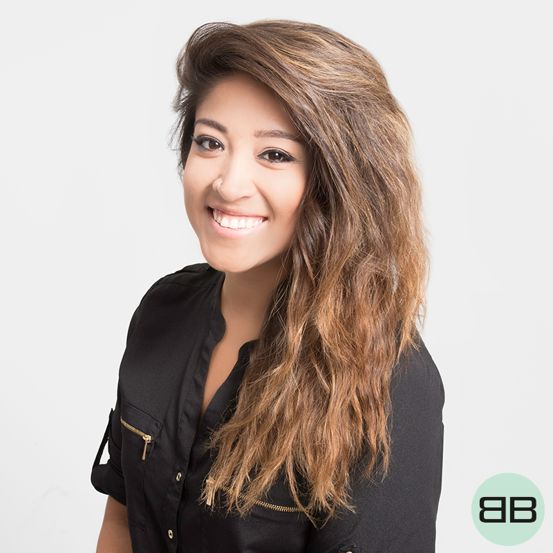 #BubblesBesties Air Dry Hair Styles | Image of Finish Look 1: Heather with long texture hair style